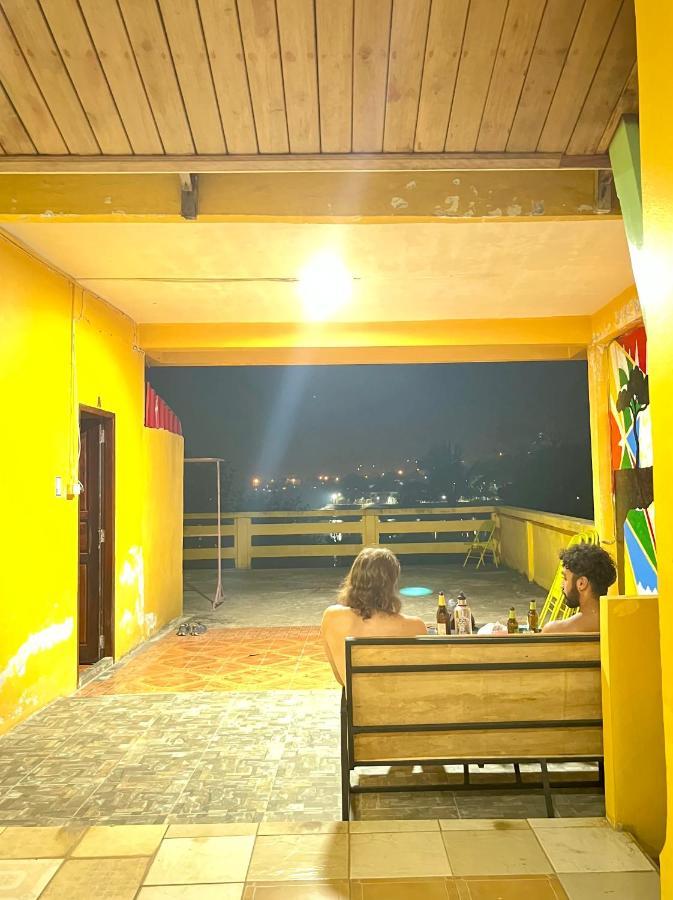 Over The Moon Hostel Ban Houayxay Bagian luar foto